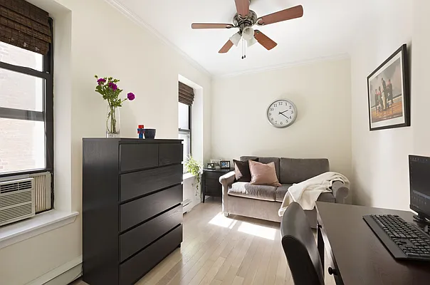 Sold by Compass | media 4