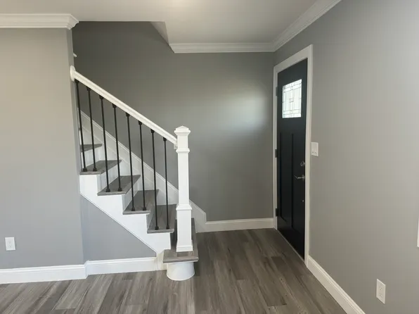 (undisclosed Address), West Babylon, NY 11704