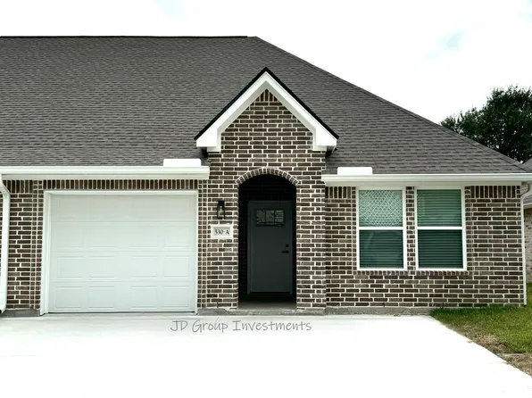530 S 28th St #A, Nederland, TX 77627