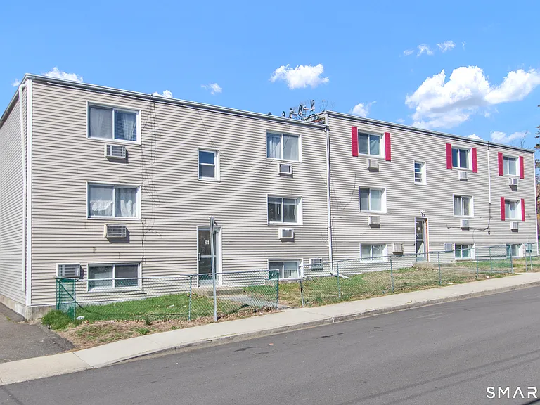 36 Woodbury Ave #2B — Photo 18