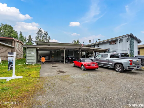 4102 Cope St, Anchorage, AK 99503