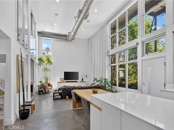 1037 N Laurel Ave APT 1, West Hollywood, CA 90046