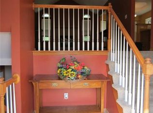5371 NW Heritage Hill Rd, Parkville, MO 64152