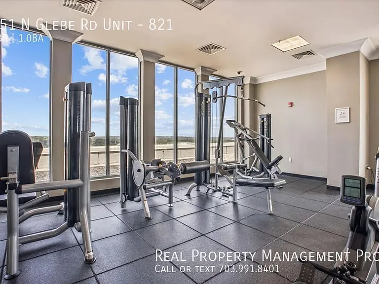851 N Glebe Rd #821 — Photo 36