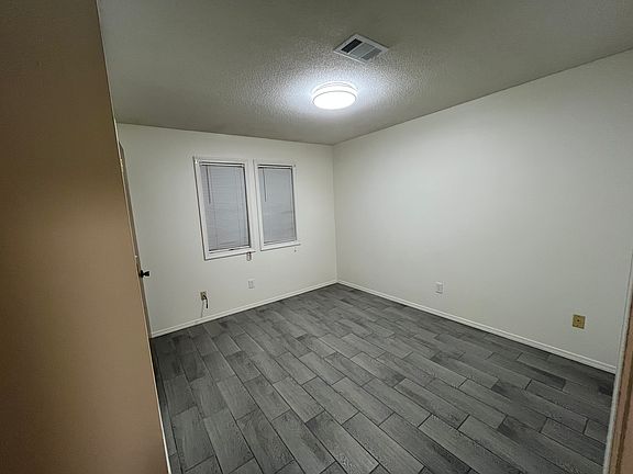 4th image of 1603 Brooken Hill Dr