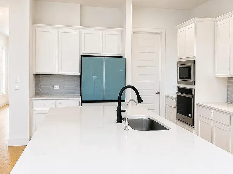 712 Pinnacle View Dr — Photo 6