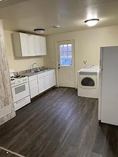 Building Photo - 1515 W Perkins Ave #1515