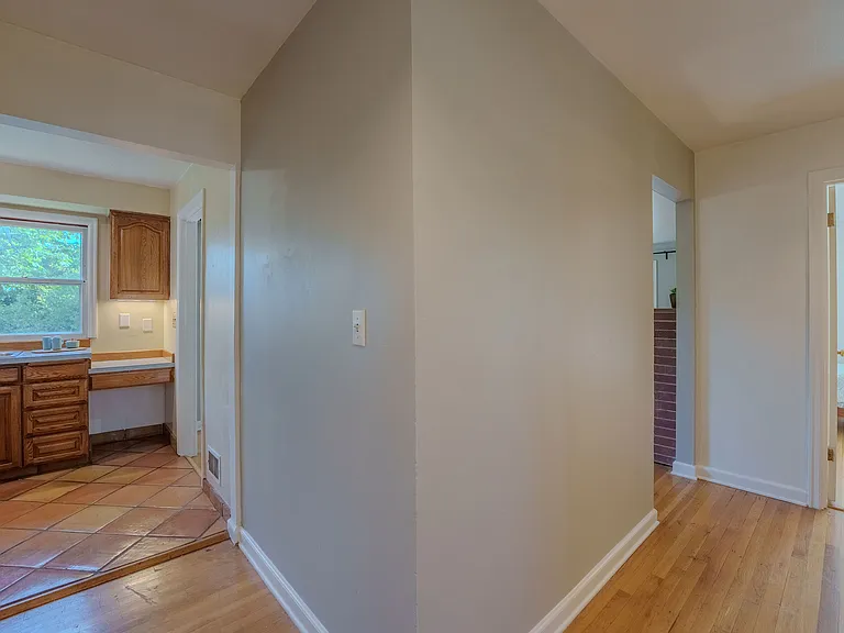 8109 SE Lorry Ave — Photo 31