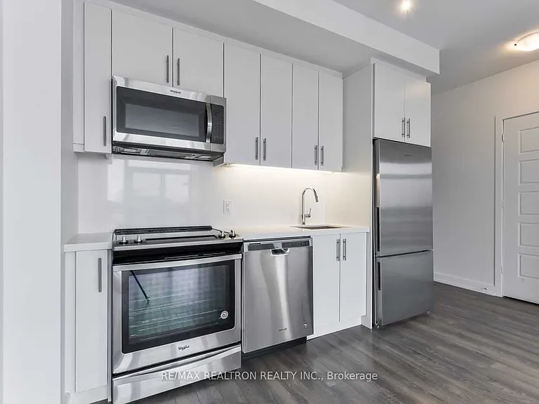 333 Sea Ray Ave #D401 — Photo 9