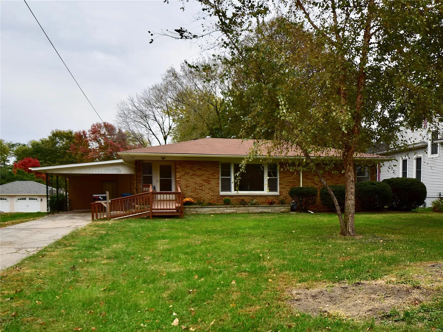 126 Springer Ave photo 1