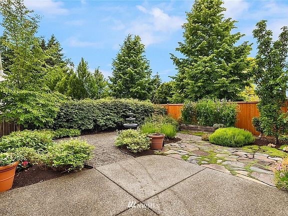 5th image of 8616 NE 123rd Pl