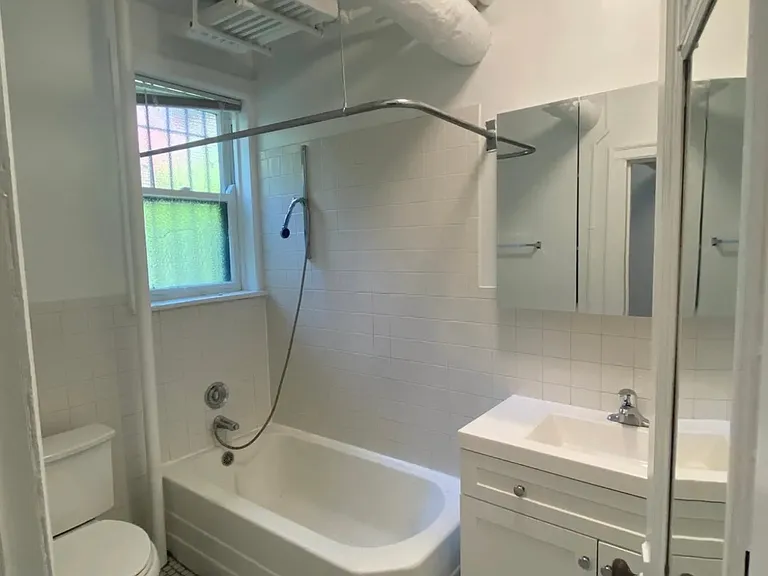 511 W Aldine Ave #GE — Photo 7