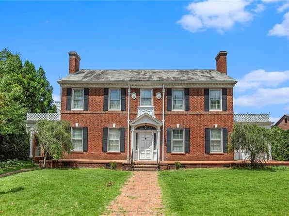 12 3rd St, Manchester, GA 31816