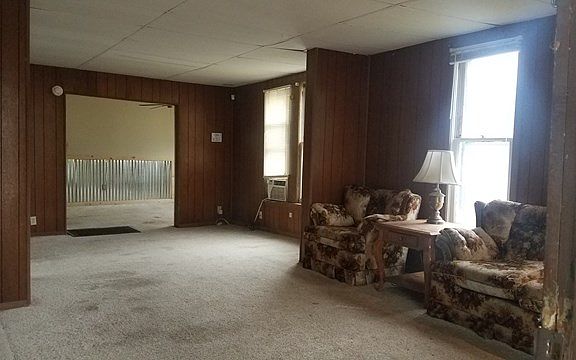 3rd image of 507 N Woodland St