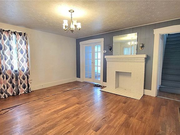 2nd image of 517 8th St