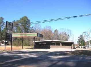 806 McReynolds St, Carthage, NC 28327