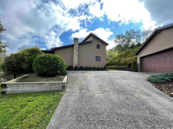 167 Cole St, Philippi, WV 26416