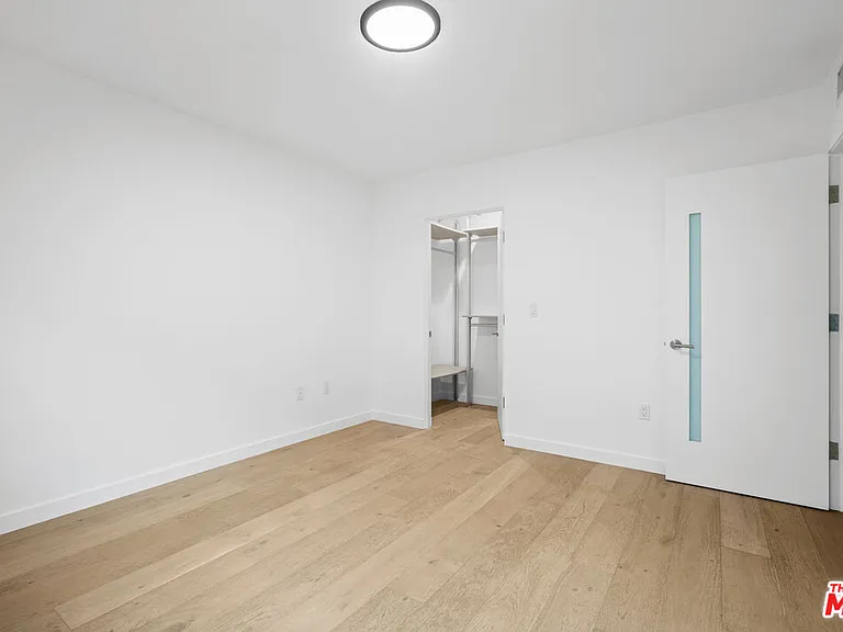11785 Gateway Blvd #2 — Photo 12