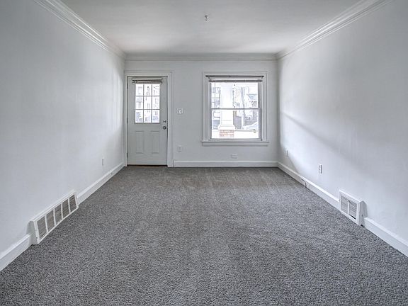 5th image of 4420 Henritze Ave