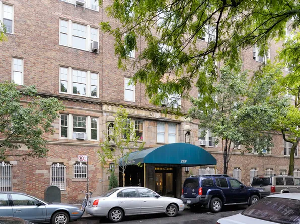 299 West 12th Street image 1 of 4
