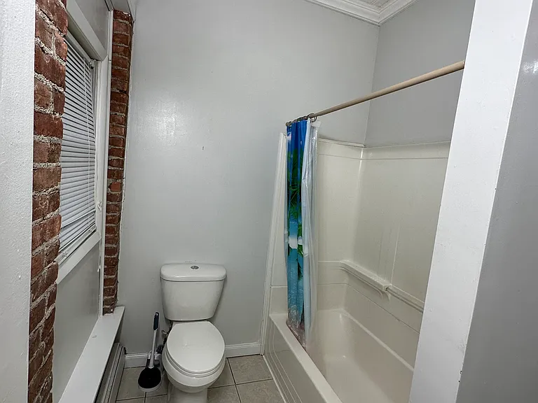 33 George St #1 — Photo 13