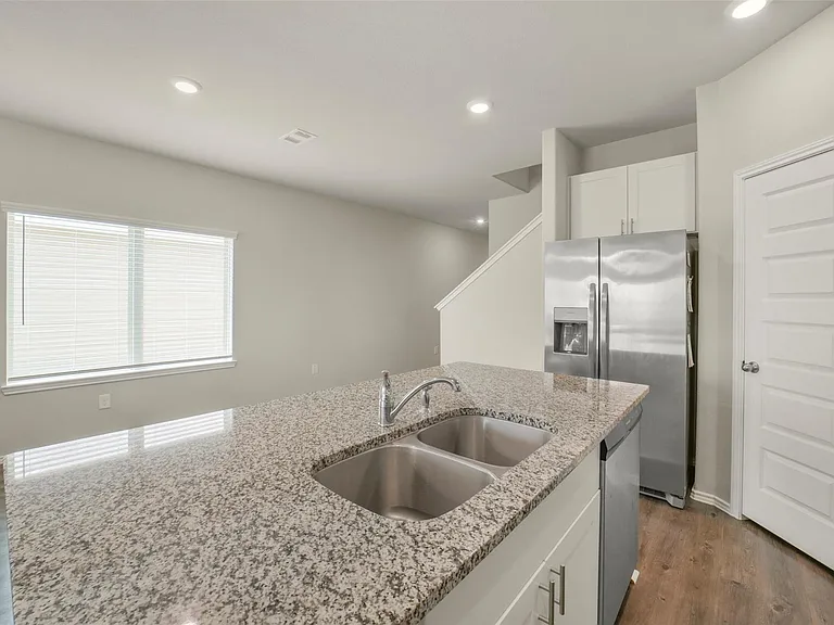 21610 Desert Lily Rd — Photo 10