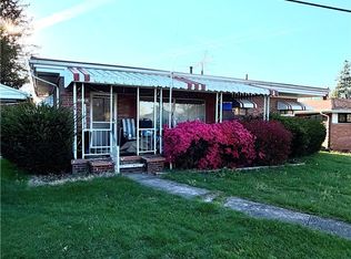 1438 Sattes Cir, Nitro, WV