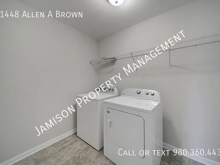 11448 Allen A Brown Rd — Photo 27