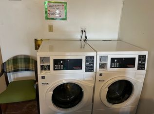 614 6th St. (12 Unit +2 Commercial), Racine, WI 53403