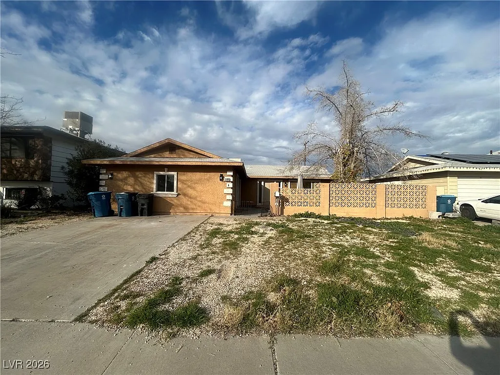 Building Photo - 5900 Fawn Ave