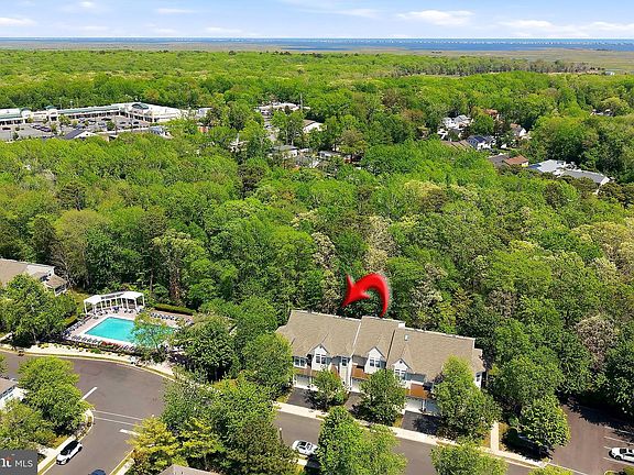 5th image of 101 Windward Dr