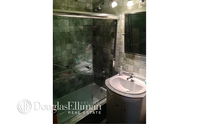 Sold by Douglas Elliman | media 21