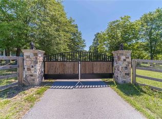 664 Johnson Rd, Oxford, GA 30054