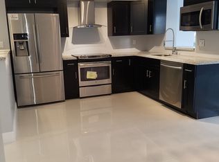 6820 Pershing St, Hollywood, FL 33024