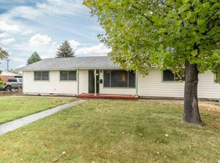 411 S Dennis Pl, Kennewick, WA 99336