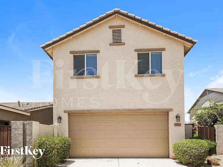 1023 S 151st Ln — Photo 15