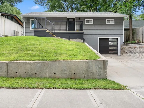 4504 Liberty St, Kansas City, MO 64111