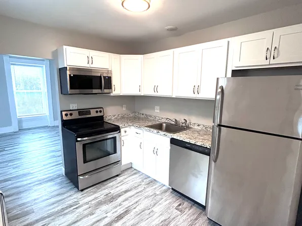 207 N Townsend St APT 5, Syracuse, NY 13203