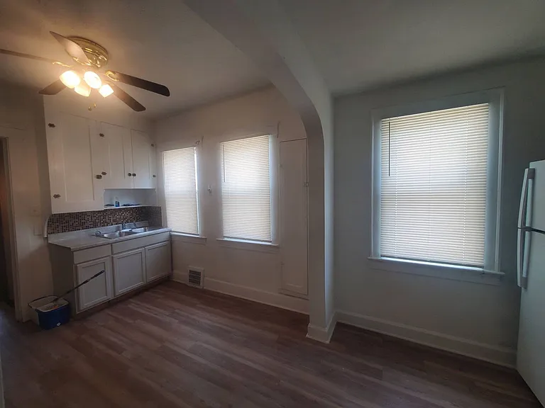7816 Maryland Ave — Photo 9