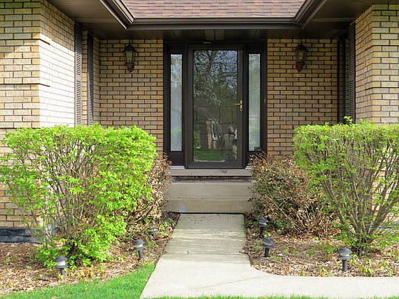 3rd image of 42W098 Copperwood Ln