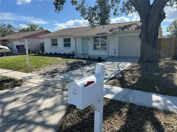 7978 Powder Horn Cir, Largo, FL 33773