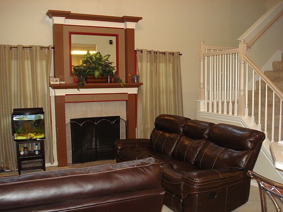 2nd image of 2104 Lakeforest Dr