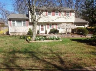 27 Westminster Dr, Parsippany, NJ 07054