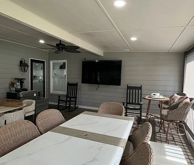 210 Mackenzie Ln — Photo 26