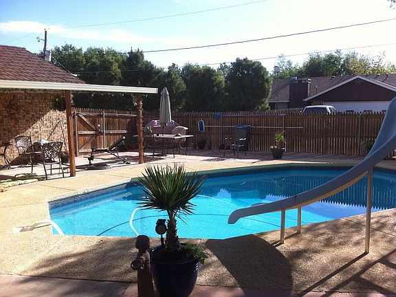 Pool and BarBQue Area