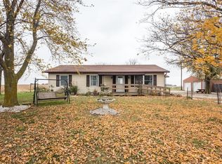 15523 S Grand Rd, Nashville, IL 62263