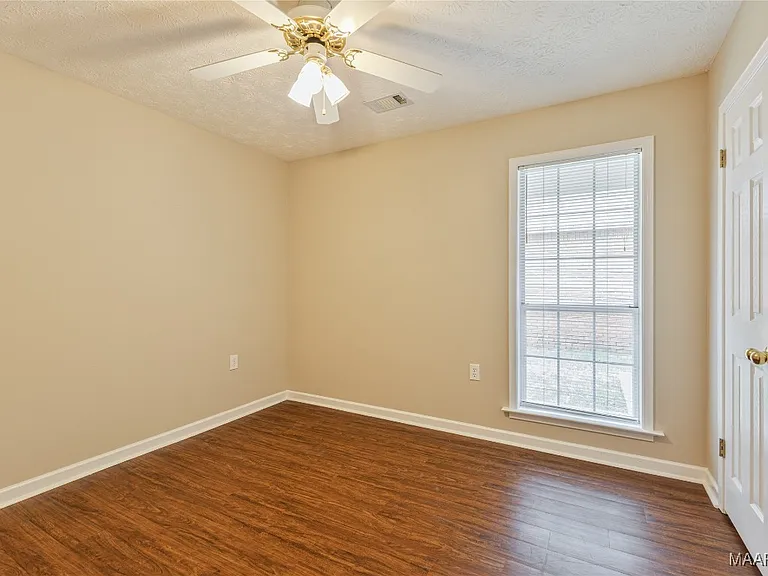 1703 Pebble Creek Dr — Photo 13