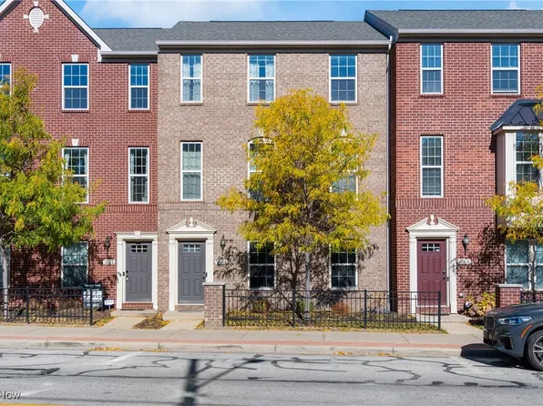 12118 Detroit Ave, Lakewood, OH 44107