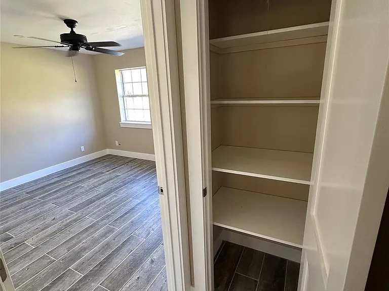 680 Mockingbird Hls — Photo 18