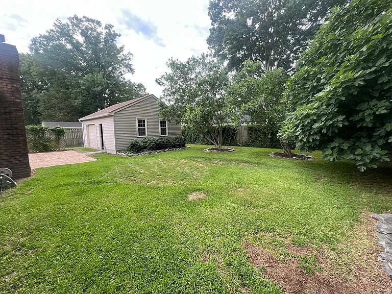 421 Brian Ave — Photo 22